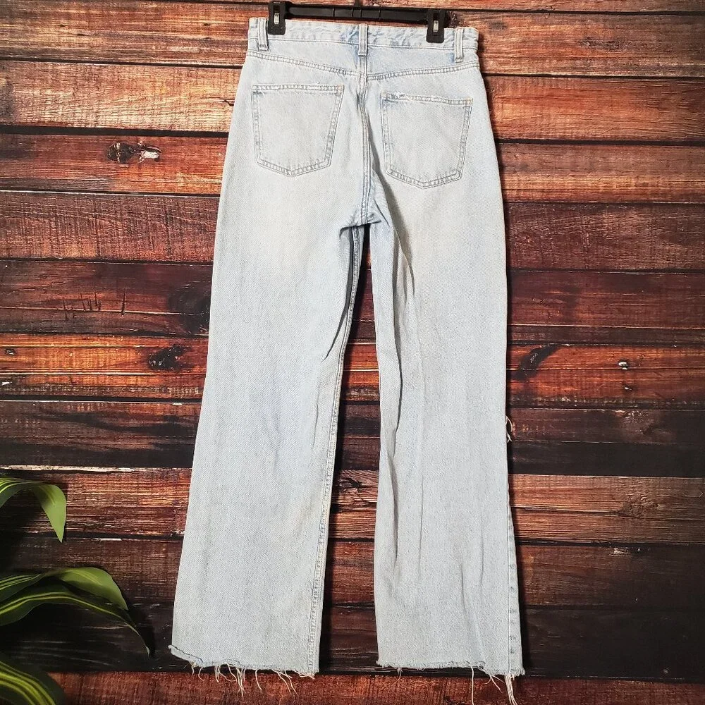 Zara Size 8 Super High Rise Distressed Wide Leg Light Blue Denim Jeans Raw Hem - Picture 3 of 7